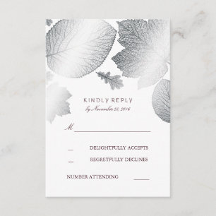 Tarjetas RSVP de la boda de otoño con hojas de pla