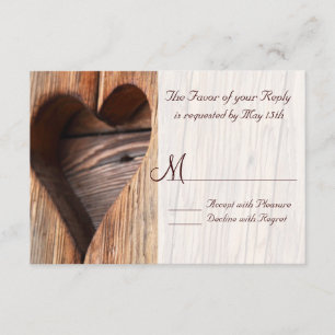 Tarjetas RSVP de matrimonio de corazón de madera d