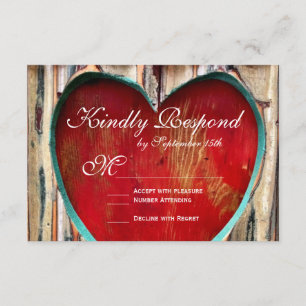 Tarjetas RSVP de matrimonio rústico en el corazón