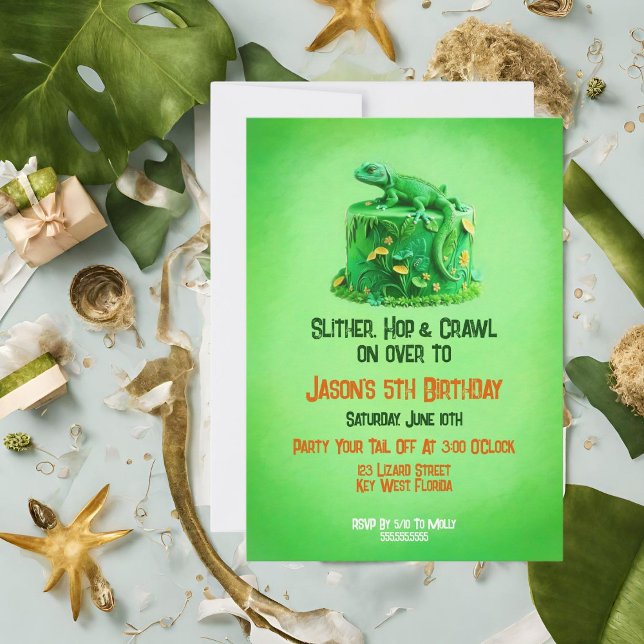 Tarta de cumpleaños de lagarto Invitación de cumpl (It sets the theme for the birthday party as a reptile or lizard-themed event!)