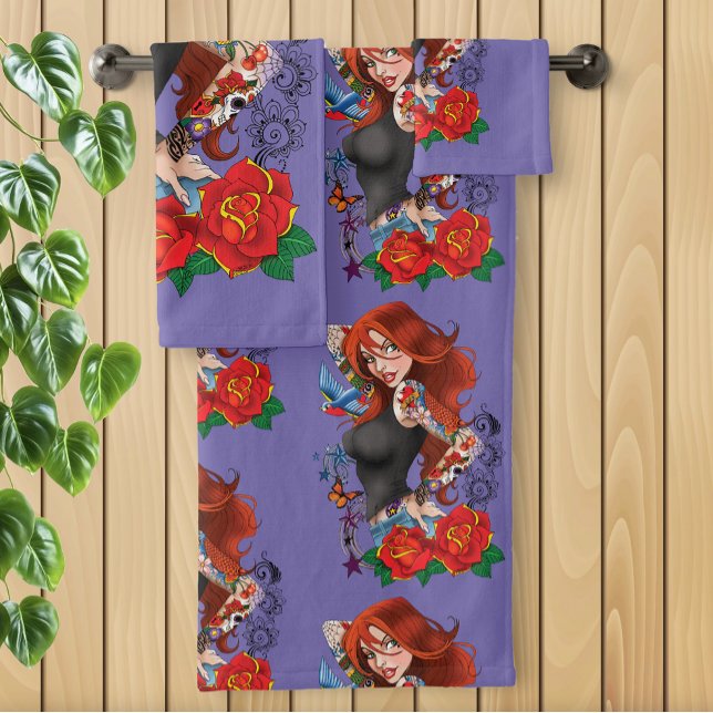 Tattoos de la mujer de Redhead (Subido por el creador)