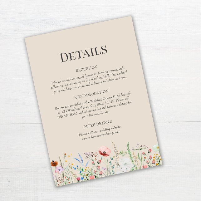 Taupe Wildflowers Boda Detalles Tarjeta de Gabinet (Taupe Wildflowers Wedding Details Enclosure Card on white table.)