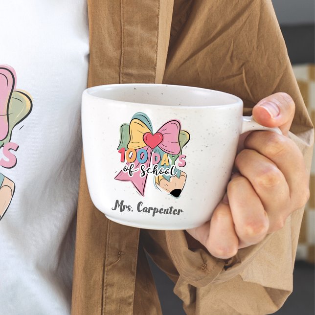 Taza 100 Días De Escuela ☕️ Maestra Personalizado Coque (100 Days Of School ☕️ Coquette Bow Custom Teacher Mug)