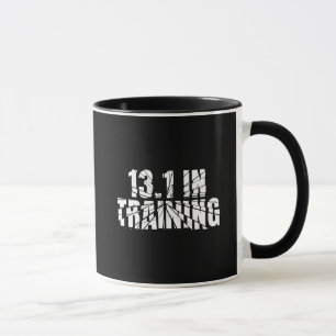 Taza 13.1 en entrenamiento media maratón corriendo pala
