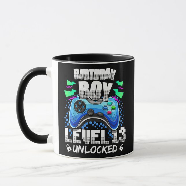 Taza 13th Birthday Gift Gamer Boys Level 13 Unlocked (Izquierda)