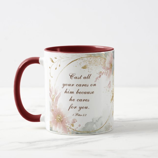 Taza 1 Peter 5:7 Arroja todos sus cuidados sobre su ver (Izquierda)