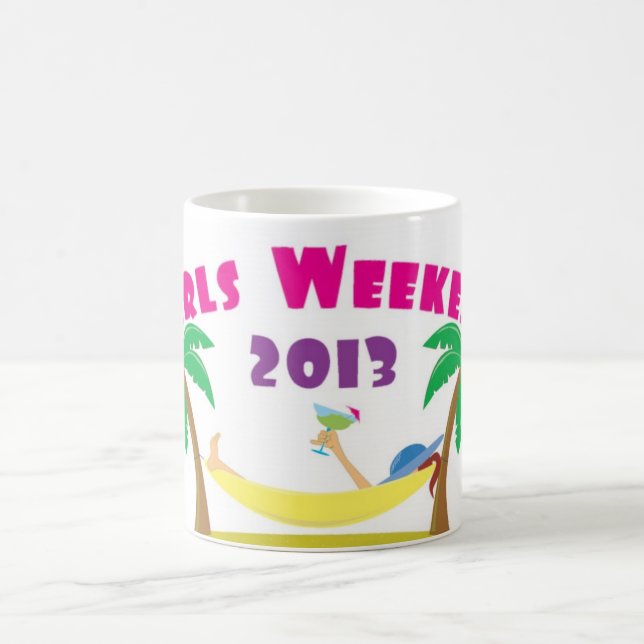 Taza 2013 de café del fin de semana de los chicas (Centro)