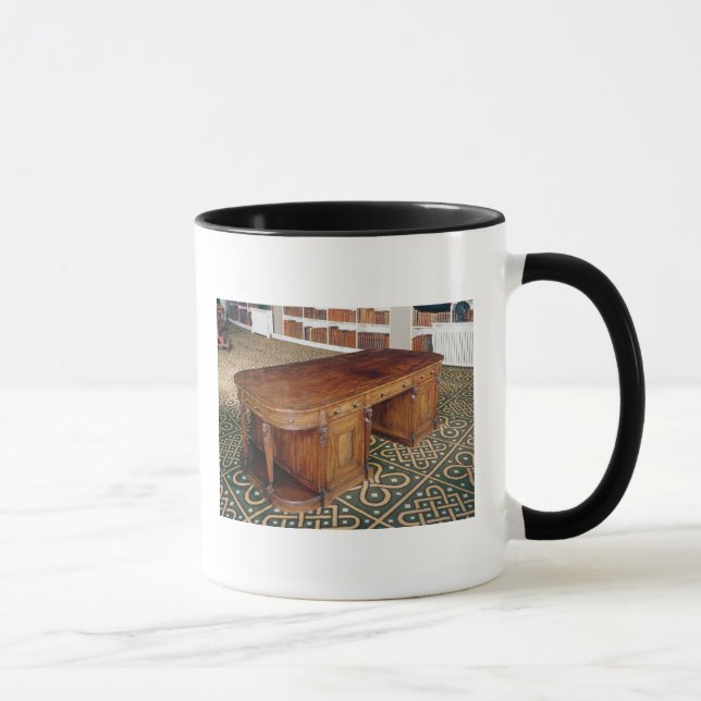 Taza 24: Escritorio del JR de Thomas Chippendale, 1805 (Derecha)