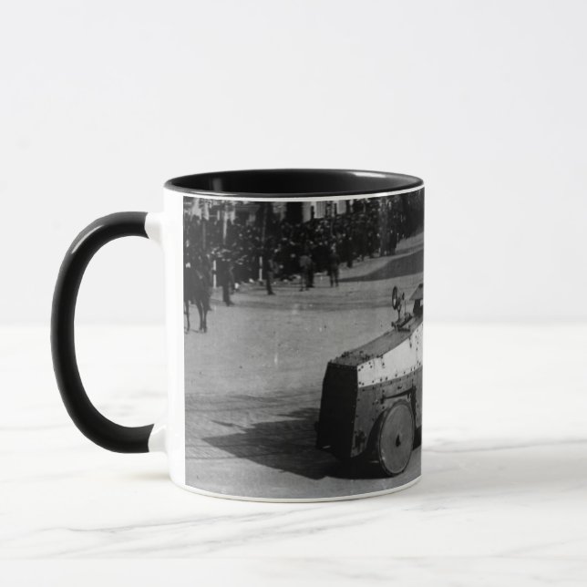 Taza 27 de marzo de 1917:  La escuadrilla del vehículo (Izquierda)