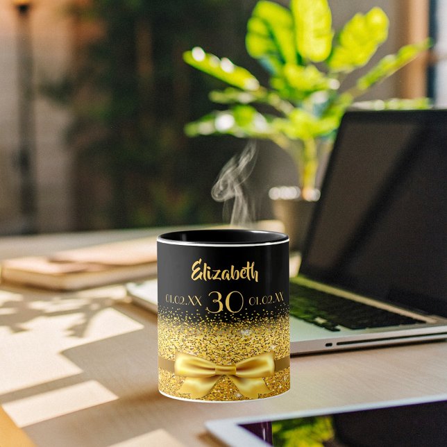 Taza 30.º cumpleaños nombre de oro negro elegante (Subido por el creador)