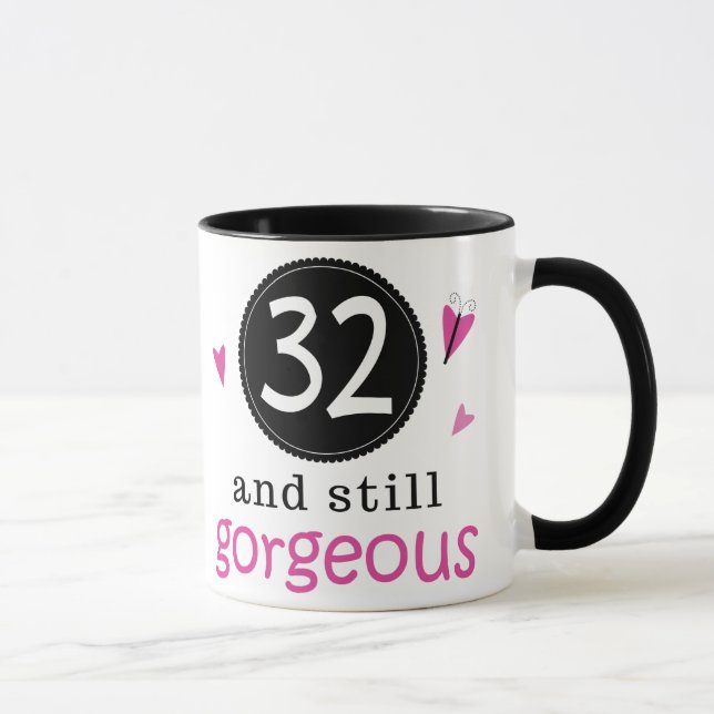 Taza 32 y aún idea magnífica del regalo de cumpleaños (Derecha)
