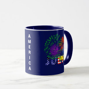 Taza 4 de julio y fuegos artificiales