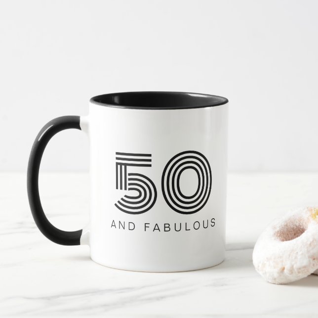 Taza 50 y fabuloso negro moderno 50 cumpleaños (Con donut)