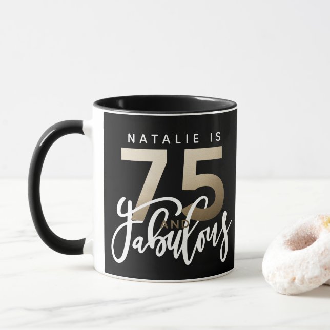 Taza 75 y fabuloso oro metálico de cumpleaños moderno (Con donut)