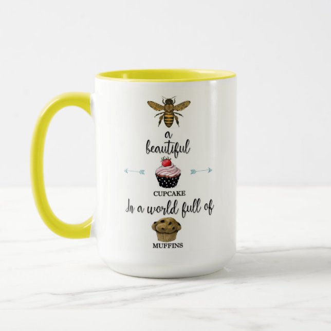 Taza Abeja un bizcocho en un mundo de muffins de 15 onz (Izquierda)