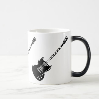 Taza activada calor de la guitarra que aparece
