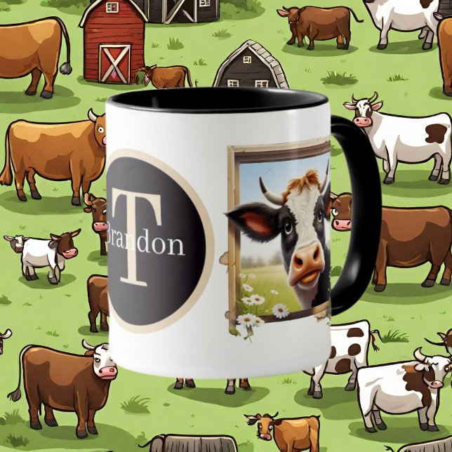 Taza adoradores de vacas lindas añaden monograma (Subido por el creador)
