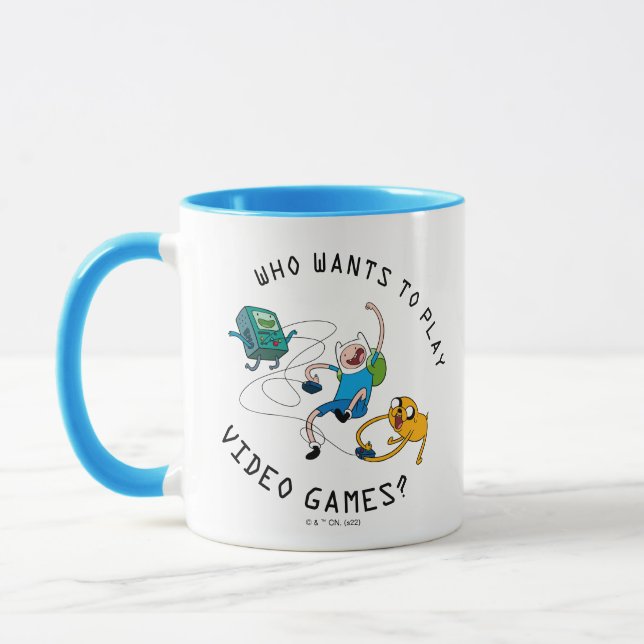Taza Adventure Time | Finn & Jake Play With BMO (Izquierda)