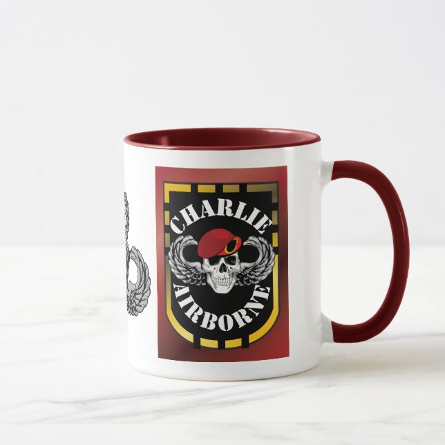Taza aerotransportada de Charlie de Joe (Derecha)
