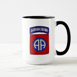 Taza aerotransportada del ejército 82.o