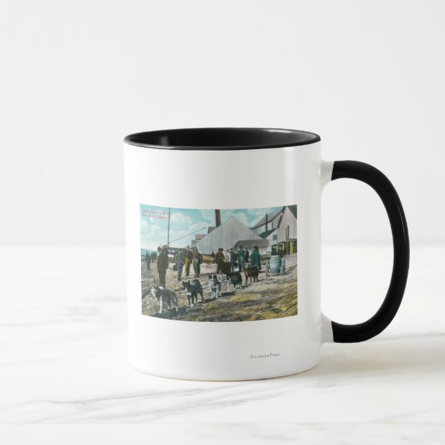 Taza Agua de Hauling con perrosNome, AK (Derecha)