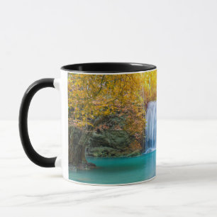 Taza Agua turquesa de cascadas de agua caliente Día de