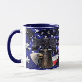 Taza Águila calva americana, campanilla y bandera
