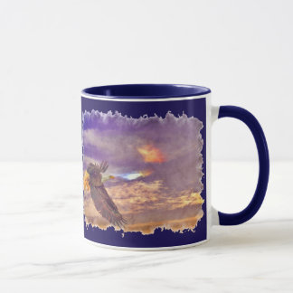 Taza Águila calva volando y arte de vida salvaje en el 