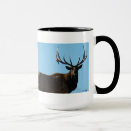Taza Alce macho E27 perfilado en el cielo