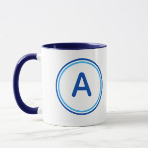 Taza Alfabeto de letra redonda diseño de círculo azul