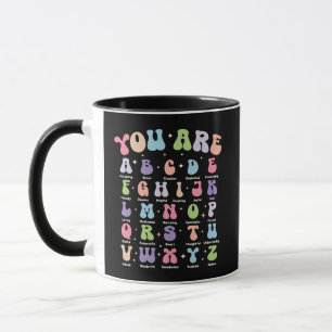 Taza Alfabeto Retro Pastel Afirmación Increíble ABCs