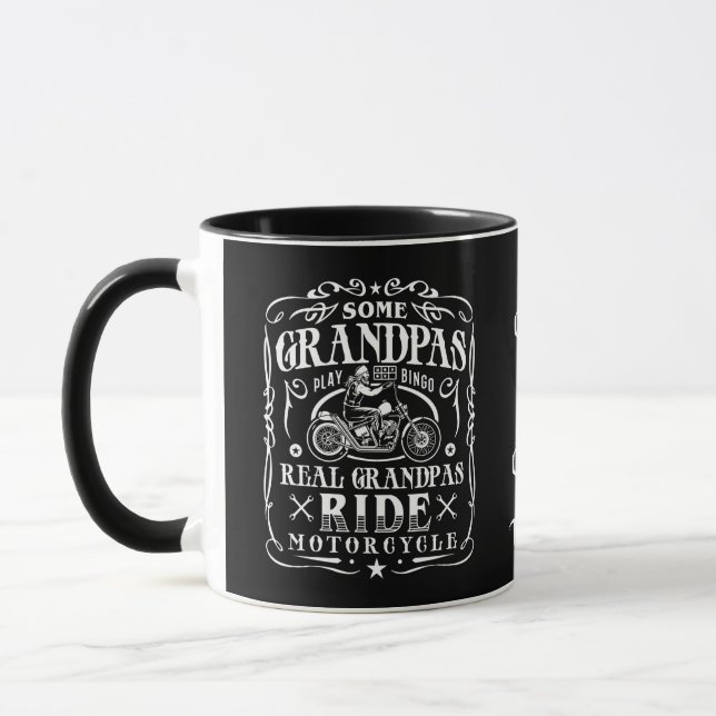 Taza Algunos abuelitos juegan al Bingo Real Grandpas Ri (Izquierda)