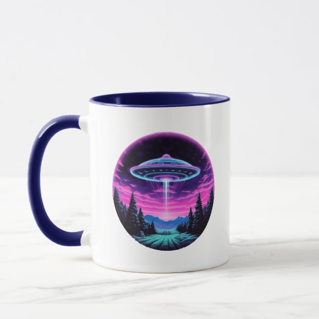 Taza Alien Spaceship Retro Futurista (Izquierda)