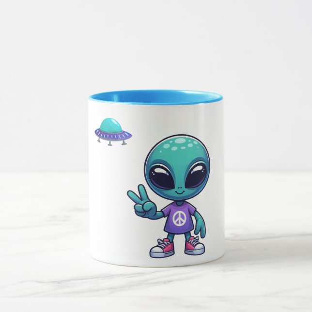 Taza Alien y barco espacial por la paz (Centro)