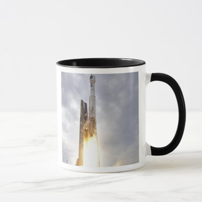 Taza Alquiler de cohetes de United Launch Alliance Atla (Derecha)