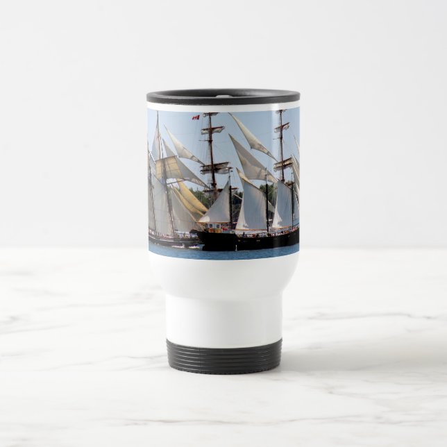 Taza alta del festival de la nave (Centro)