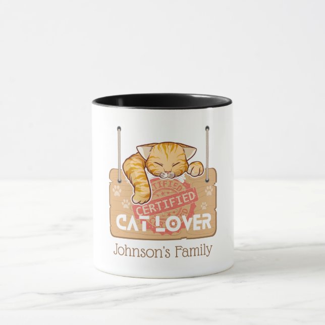 Taza Amante del gato certificado con nombre de familia (Centro)