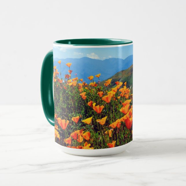 Taza Amapolas de California que cubren una ladera (Anverso izquierdo)