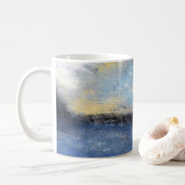 Taza amarilla azul del extracto de la playa (Con donut)