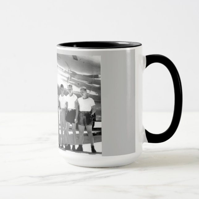 Taza Americana:  Gay de Enola (Derecha)