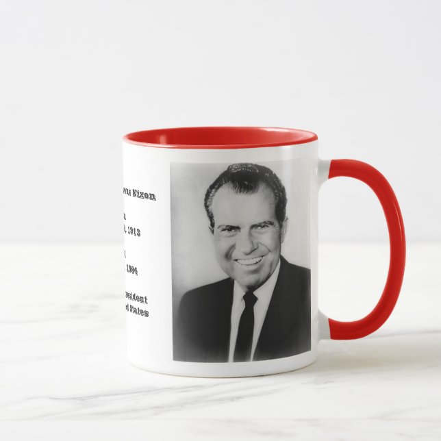 Taza Americana: Política: (Derecha)