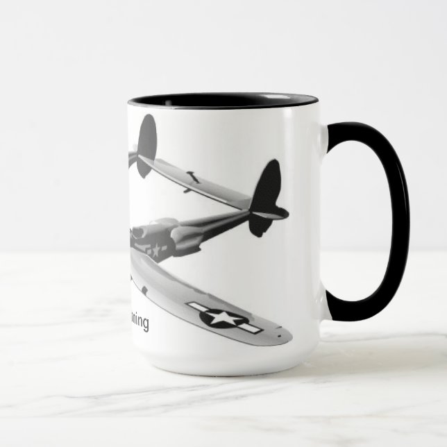 Taza Americana:  Relámpago P-38 (Derecha)