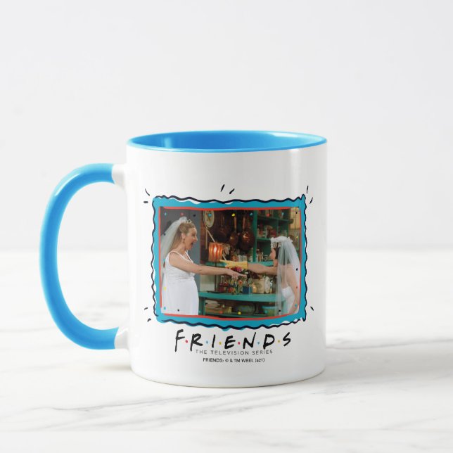 Taza AMIGOS™ | Phoebe y Monica con colchones Bodas (Izquierda)