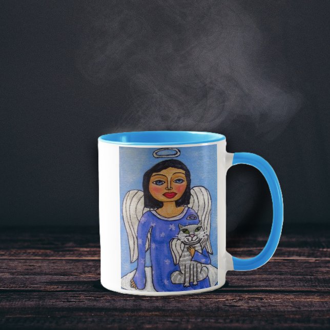 Taza Ángel del gato del arte popular en la nube (Blue Eyed Angel white wings holding white angel cat sitting on cloud in blue sky coffee or tea mug.)