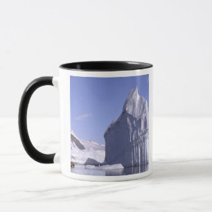 Taza Antártida, Península Antártica. Zodiak y