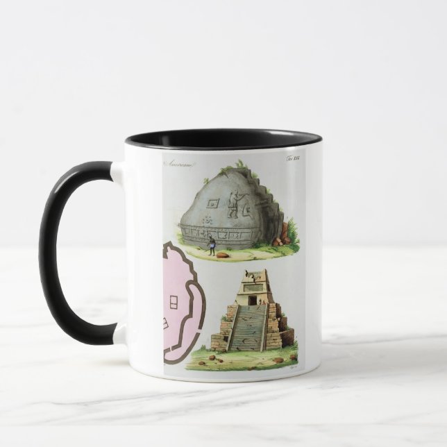 Taza Antigüedades centroamericanas, detalle del pyrami (Izquierda)