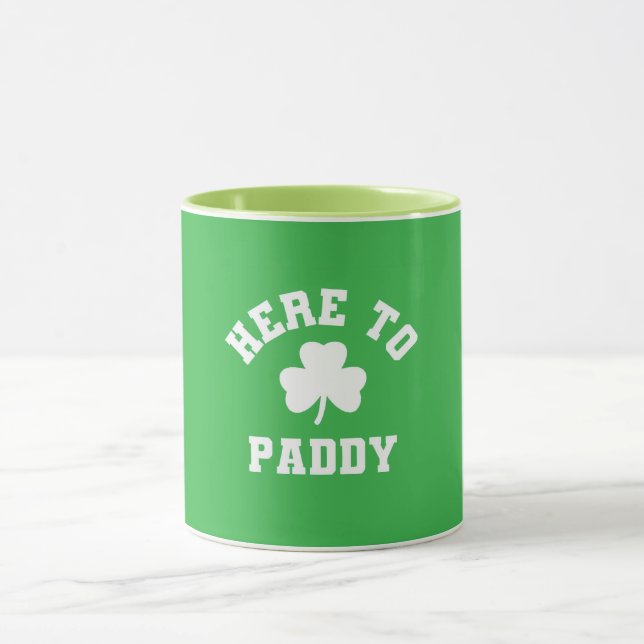 Taza Aquí a Paddy Funny St Patrick's Day Shamrock (Centro)