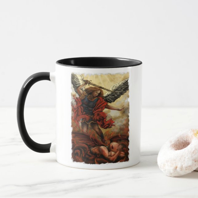 Taza Archangel Michael derrota a Demon en el fuego (Con donut)