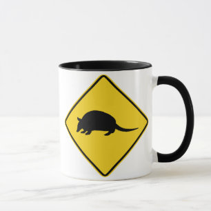 Taza Armadillo Crossing