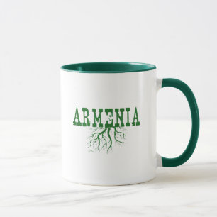Taza Armenia arraigó árbol verde en el arte verbal ar
